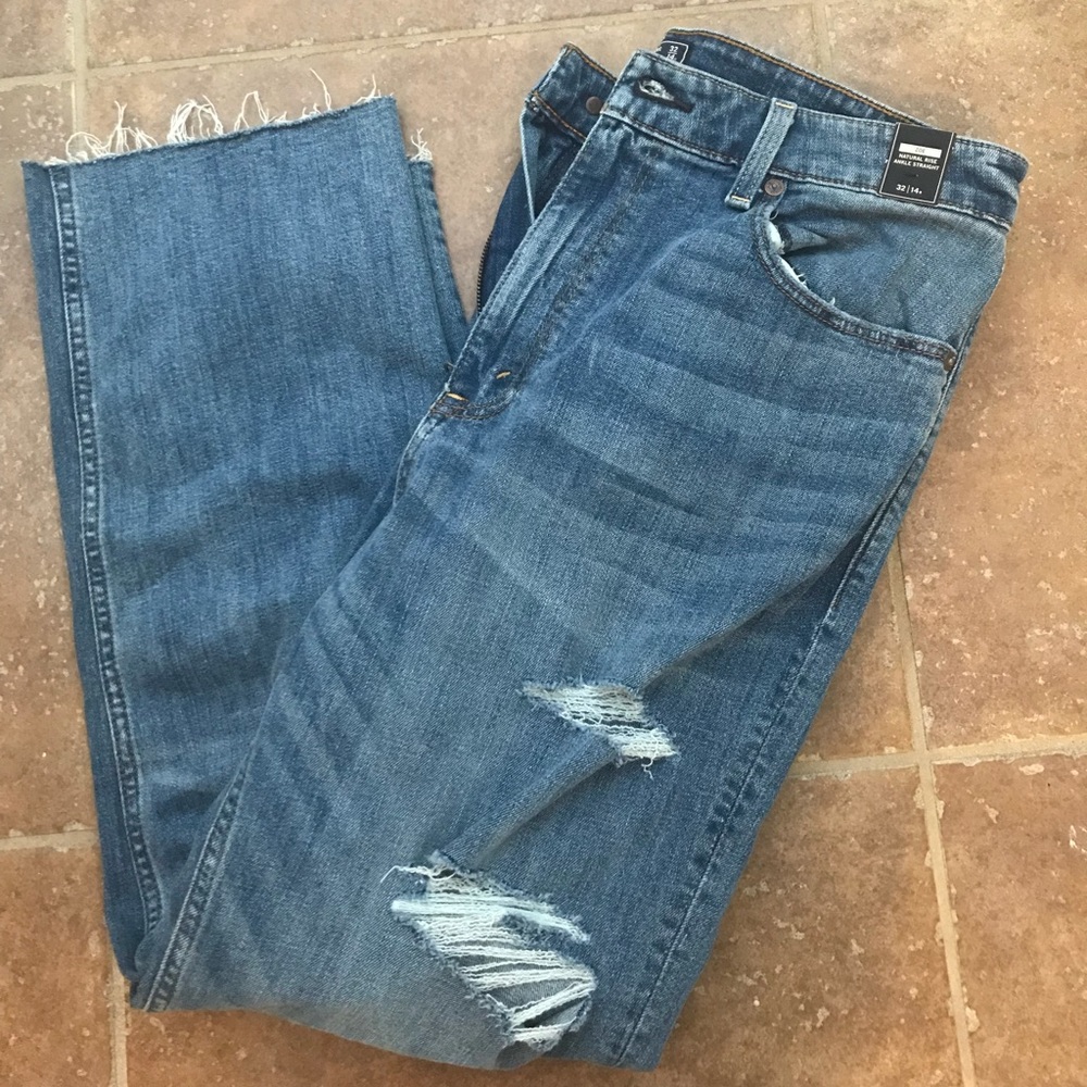Zoe natural rise ankle straights A&F